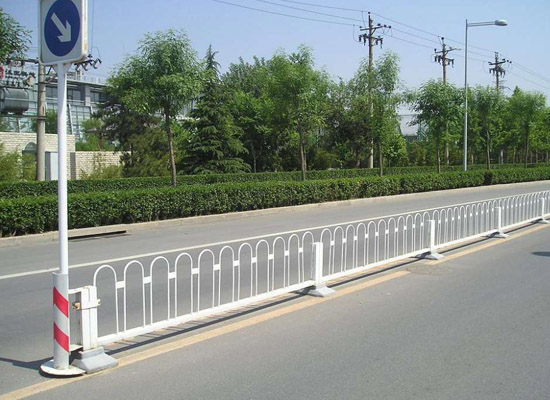 京式焊接道路护栏